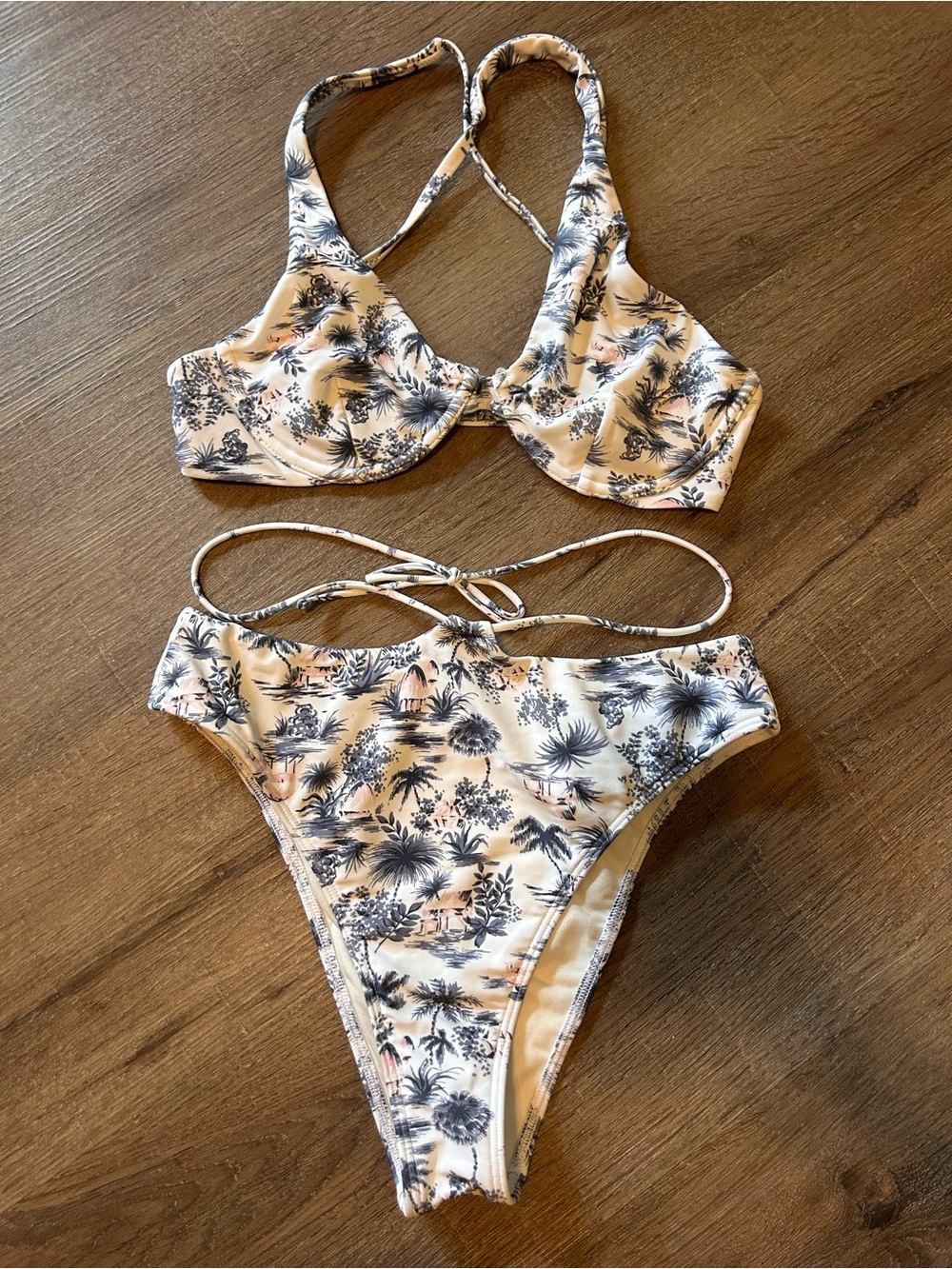 Abercrombie & Fitch Bikini Set Womens Size S Ivory Tropical Toile